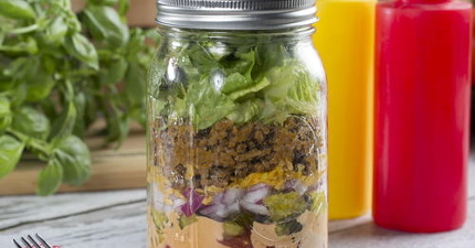 Cheeseburger Salad in a Jar