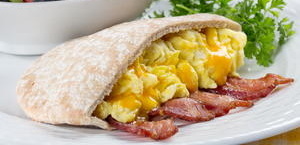 Breakfast Pita Pockets