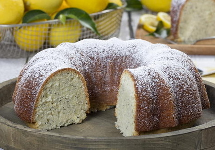 Lemon Poppy Seed Pound Cake