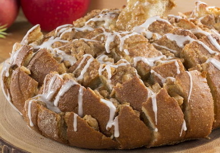 Apple & Spice Pull-Apart Bread